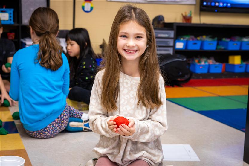 Students make planets out of Play-Doh